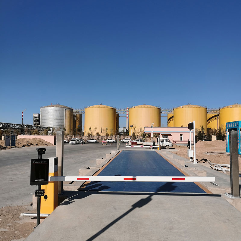 內(nèi)蒙古無(wú)人值守地磅稱重系統(tǒng)現(xiàn)場(chǎng)客戶使用安裝案例